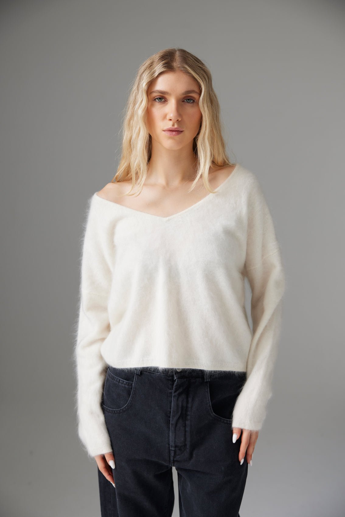 COLORUSH Brushed Nala Sexy Back Cashmere Sweater Snow