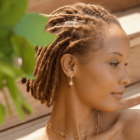 Ellie Vail / Citara Huggie Hoop Shell Earring - nineNORTH | Men's & Women's Clothing Boutique