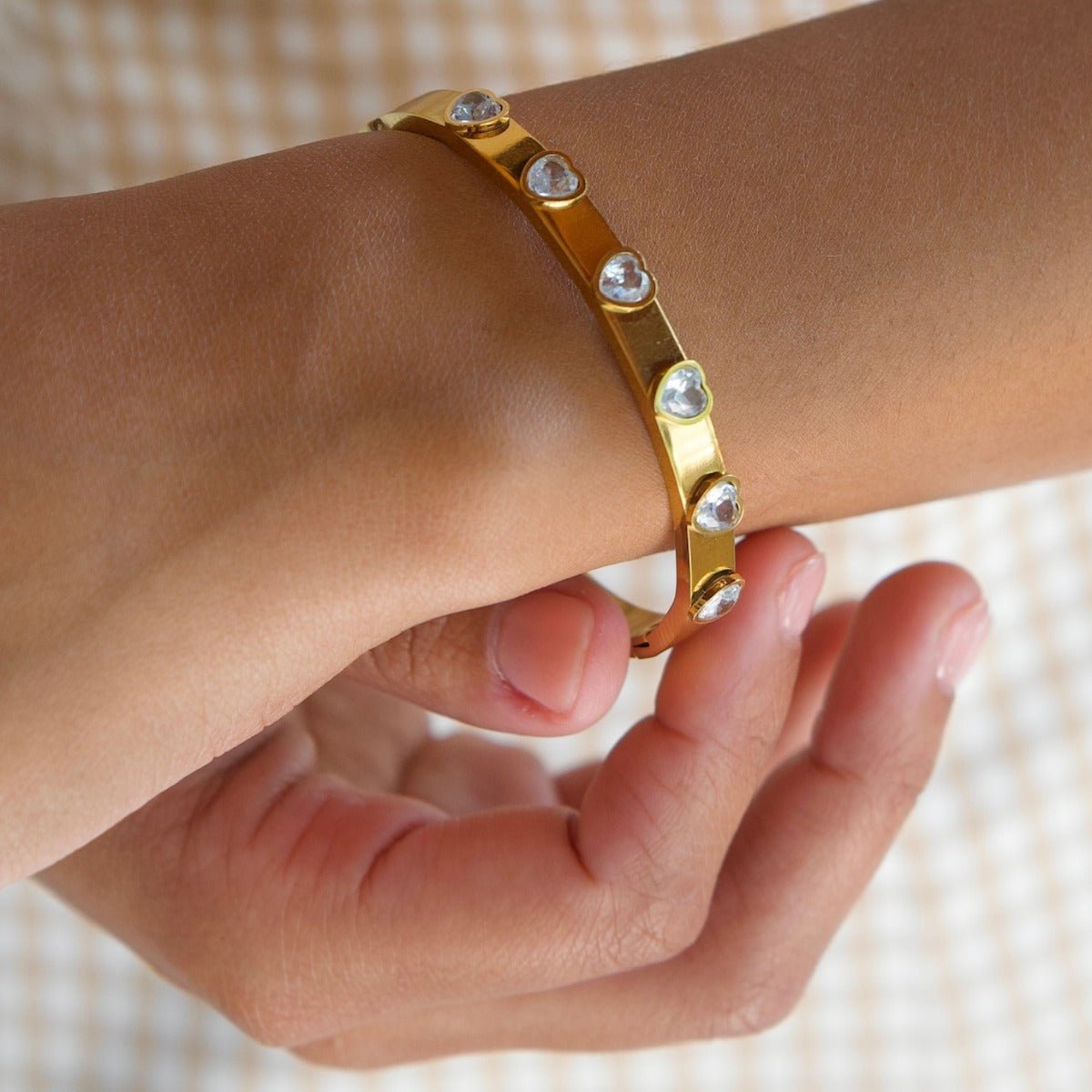 Ellie Vail / Leslie Heart Bangle Bracelet - nineNORTH | Men's & Women's Clothing Boutique