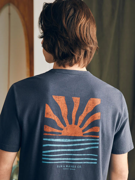 Faherty Sunwashed Graphic Tee / Dune Navy - nineNORTH | Men's & Women's Clothing Boutique