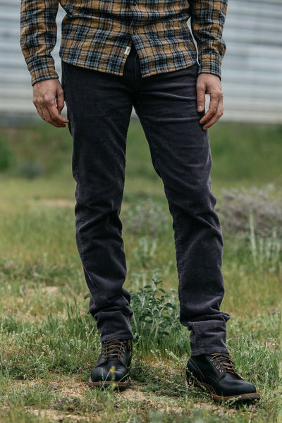 Hiroshi Kato The Pen Slim Stretch 16w Corduroy / Charcoal - nineNORTH | Men's & Women's Clothing Boutique