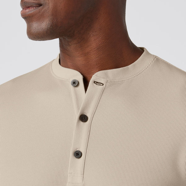 Mizzen+Main Henderson Henley / Oyster Solid - nineNORTH | Men's & Women's Clothing Boutique