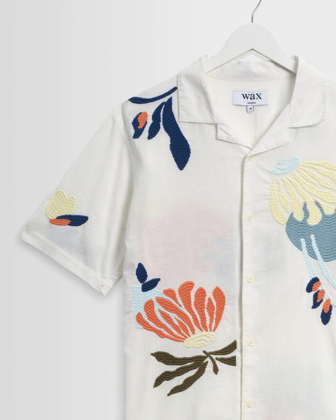 Wax London Didcot - Ecru And Multicolour Flower Embroidered Short - Sleeve Shirt - nineNORTH | Men's & Women's Clothing Boutique