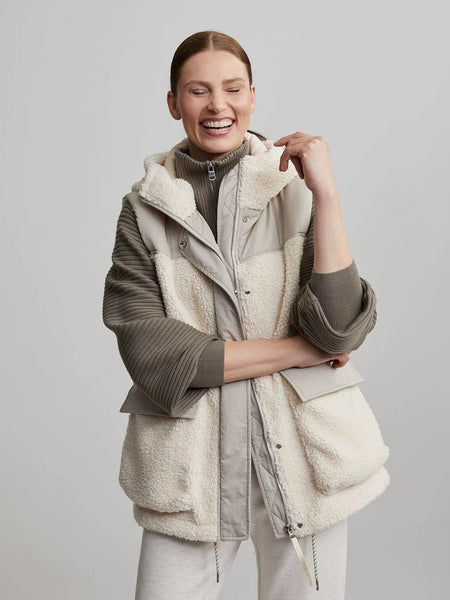 Varley Waller Sherpa Gilet / Sandshell & Dove-nineNORTH | Men's & Women's Clothing Boutique