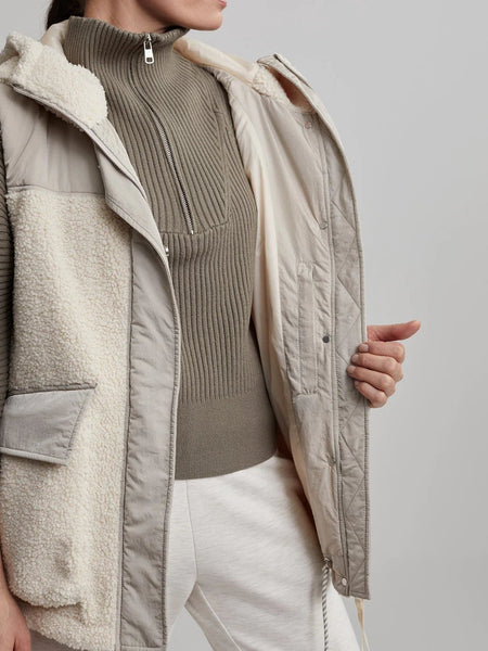 Varley Waller Sherpa Gilet / Sandshell & Dove-nineNORTH | Men's & Women's Clothing Boutique